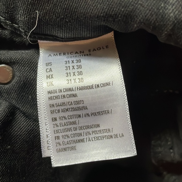 American Eagle black NE(X)T Level Flex lightly distressed jeans - Picture 6 of 7